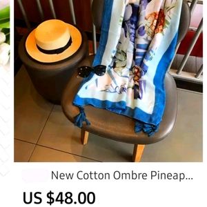 Spain Luxury Brand Lovely Animal Parrot with Pinea